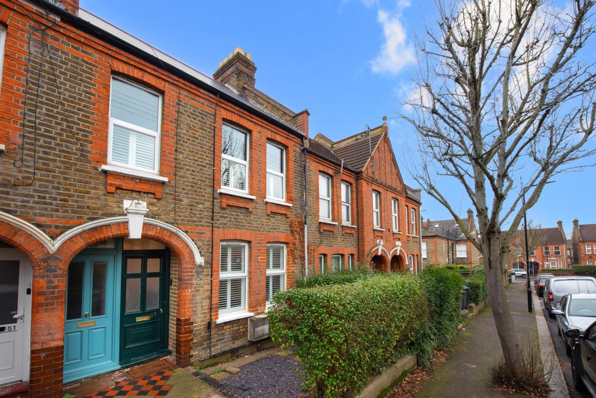 Victorian 2Br Apartment, King Beds, Fast Wifi, Near Shops, Cafes & Transport, E17 Londres Exterior foto